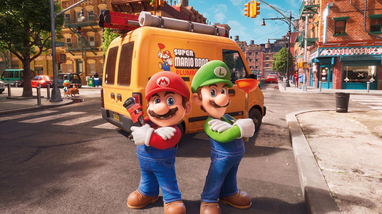Super Mario Bros. (1993) - Mario Brothers meet Toad 
